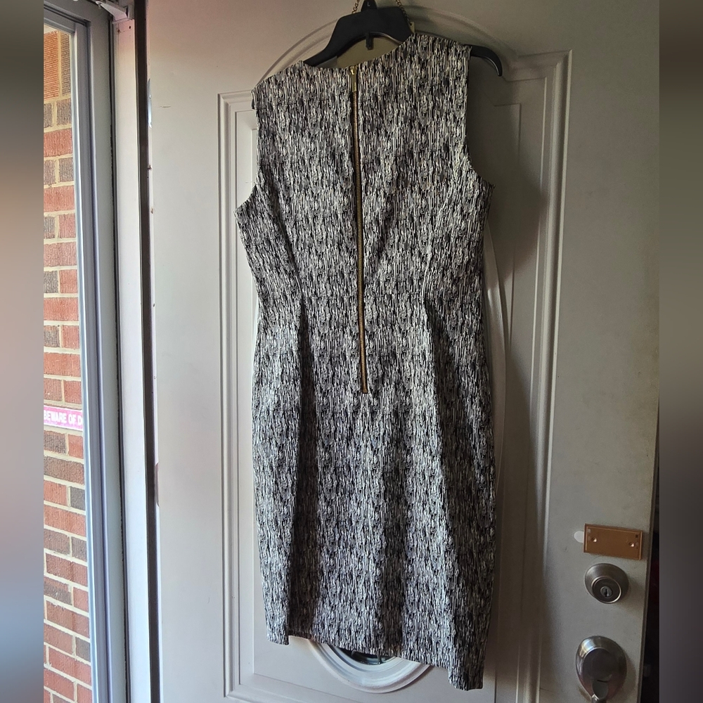 Calvin Klein Monochrome Sleeveless Midi Dress - Picture 2 of 3